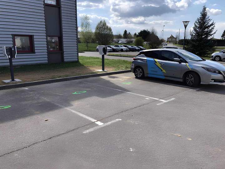 Bornes de recharge performantes pour une mobilité électrique simplifiée